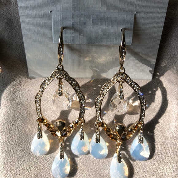 JENNY PACKHAM GOLDTONE CRYSTAL CHANDELIER EARRINGS - Picture 4 of 12